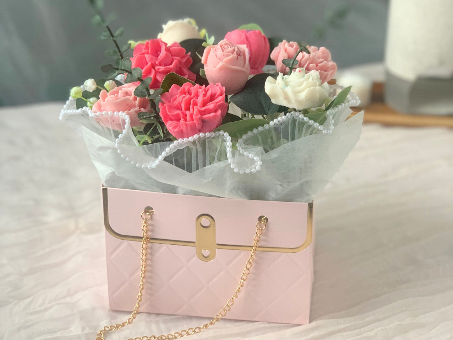 Luxury Wax Melts Flower Bouquet In The Box Happy Birthday Gift For Auntie Present For Her Romantic Gift Ideas Fake Flower Arrangement Pink