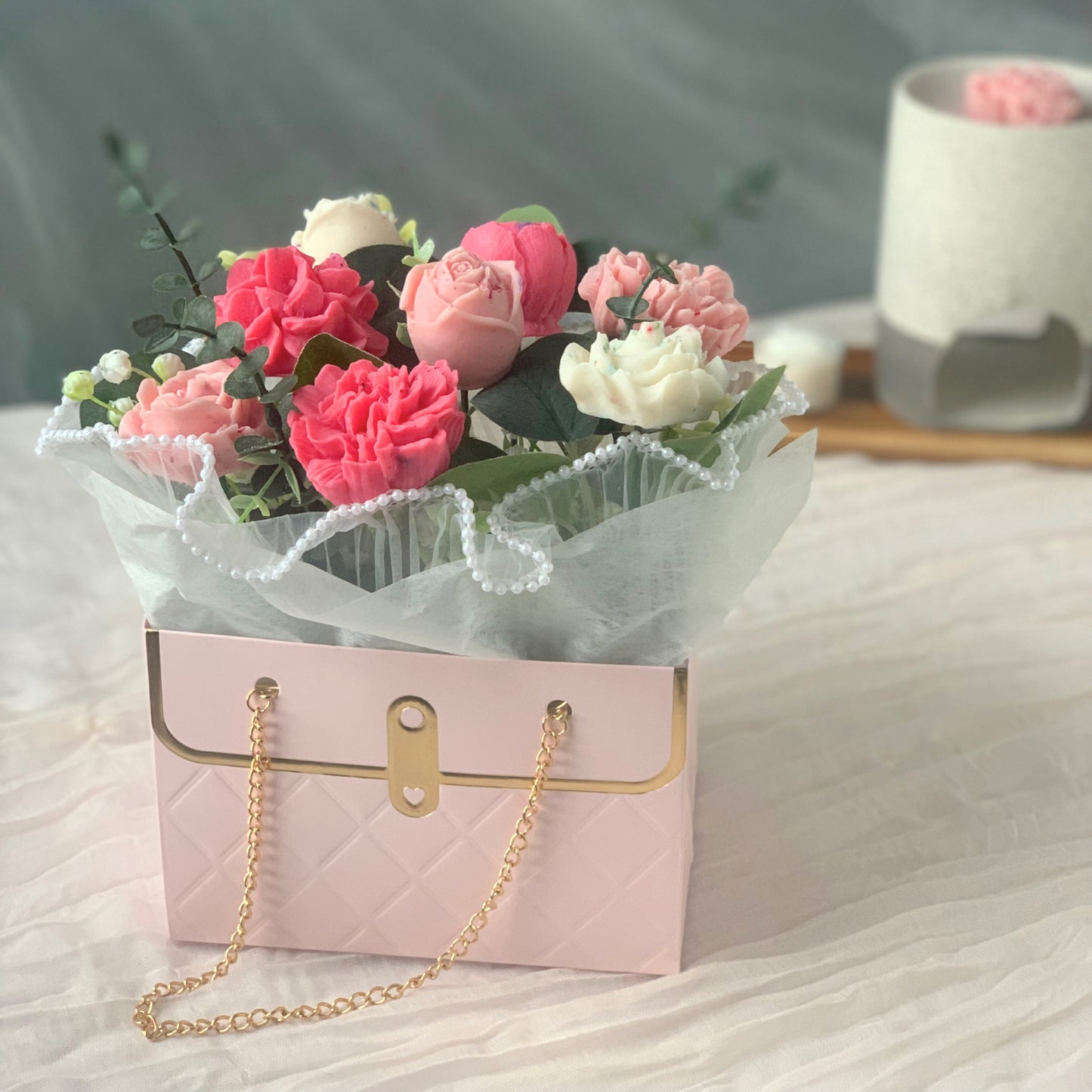 Luxury Wax Melts Flower Bouquet In The Box Happy Birthday Gift For Auntie Present For Her Romantic Gift Ideas Fake Flower Arrangement Gifts