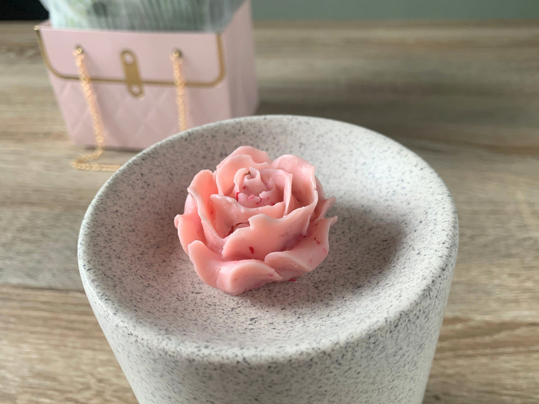 How to Choose the Right Wax Burner for Your Space